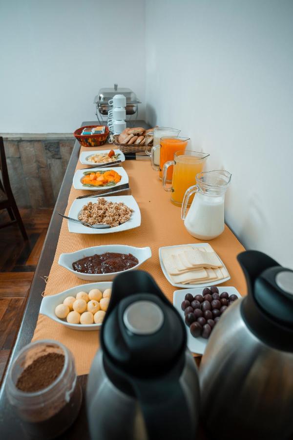 كوسكو Emilia Hotel المظهر الخارجي الصورة