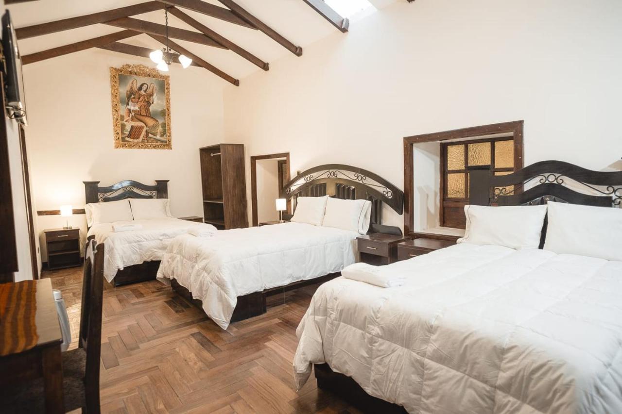 كوسكو Emilia Hotel المظهر الخارجي الصورة